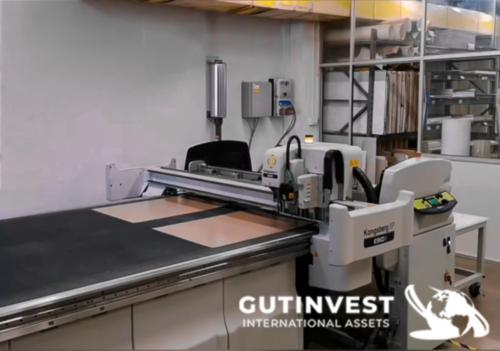 Máquina de corte de papel, cartón, adhesivo…