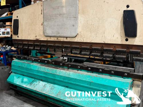 Plegadora para metal - 3metros - 120Tn