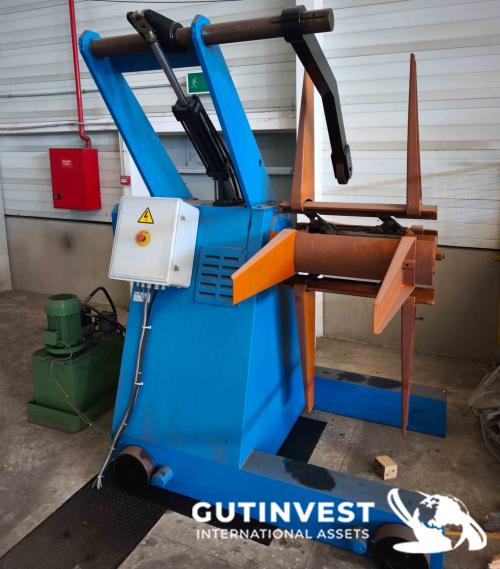 Desbobinador y aplanadora de chapa para metal