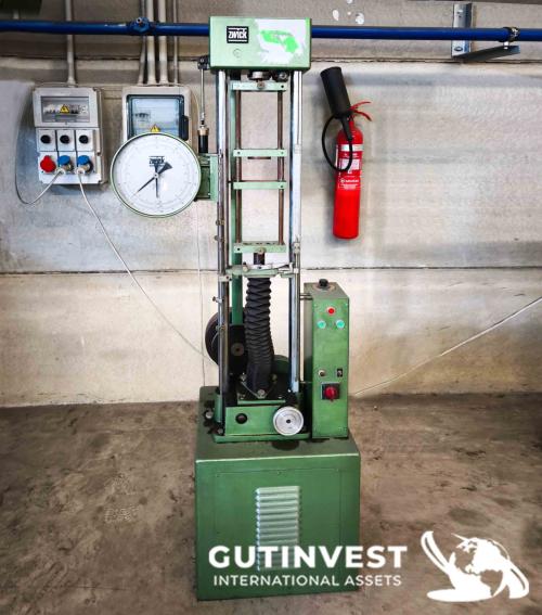 Maquina ensayos universal - laboratorio