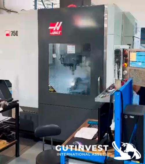 Centro de mecanizado CNC de 5 ejes 