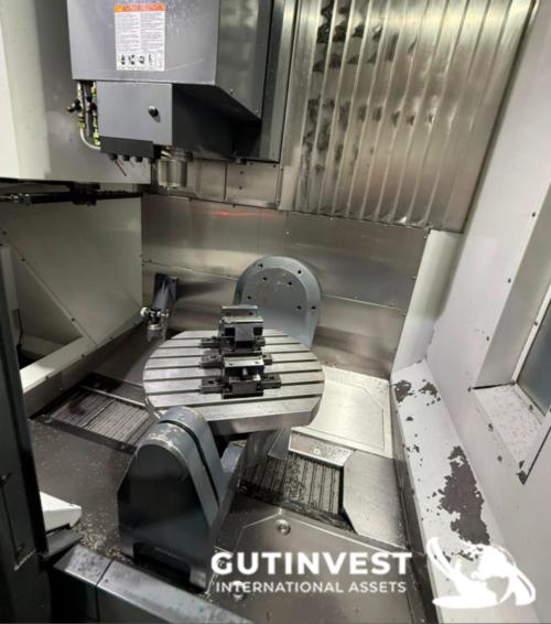 Centro de mecanizado CNC de 5 ejes 