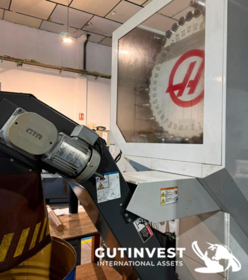 Centro de mecanizado CNC de 5 ejes 