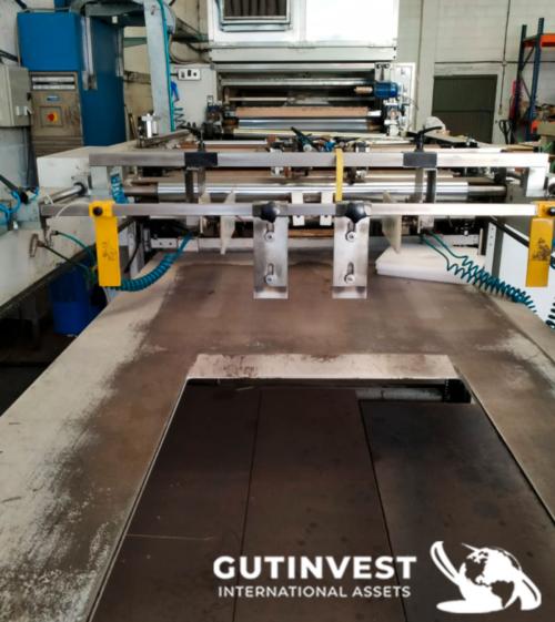 Maquina laminadora de papel y cartón