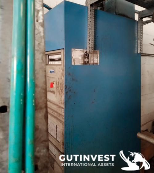 Maquina laminadora de papel y cartón