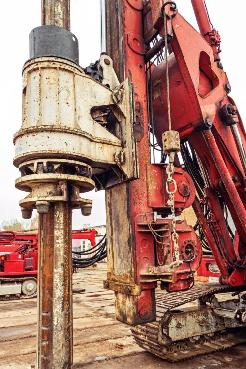 Máquina perforadora vertical