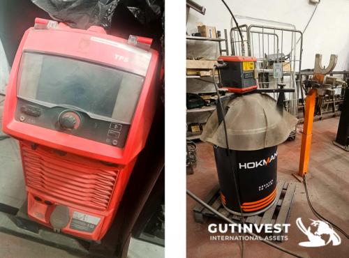 Welding robot with turn-over table