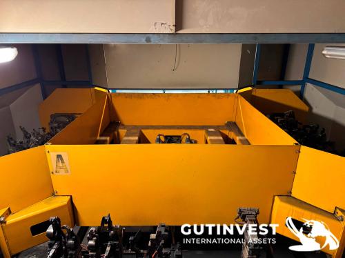 Célula robotizada de soldadura en arco con dos robots