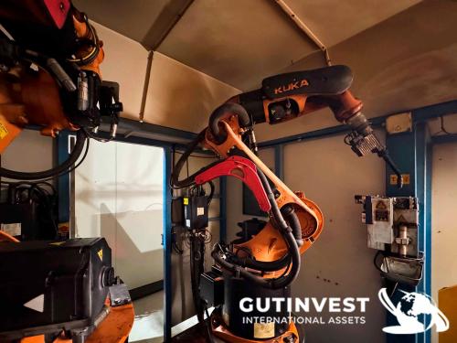 Célula robotizada de soldadura en arco con dos robots