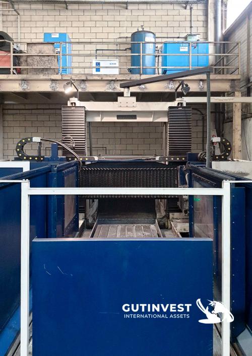 Tangential gantry grinding machine