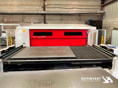 Fiber laser cutting machine 2.000W.