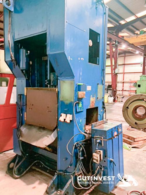 Eccentric press of 100Tn