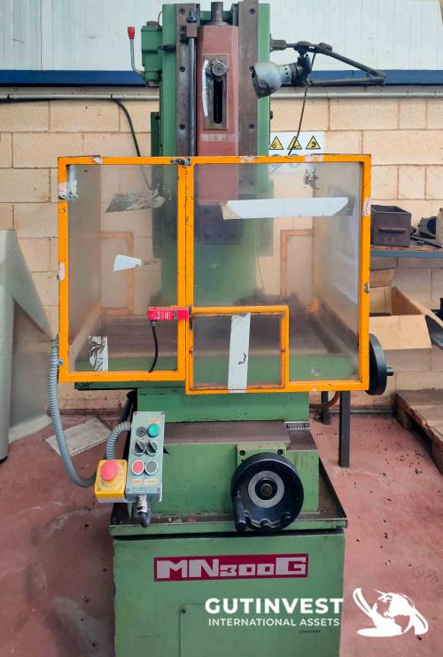 Slotting machine