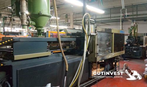 Injection Moulding Machine - 140Tn