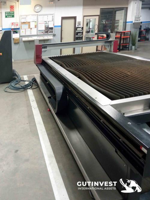 Fiber laser cutting machine for sheet metal coil