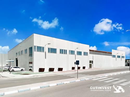 Complete factory - Manufacturer of wooden furniture - 7.800