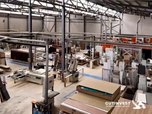 Complete factory - Manufacturer of wooden furniture - 7.800
