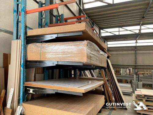 Complete factory - Manufacturer of wooden furniture - 7.800