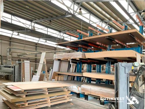 Complete factory - Manufacturer of wooden furniture - 7.800