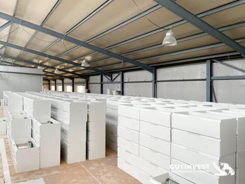 Complete factory - Manufacturer of wooden furniture - 7.800