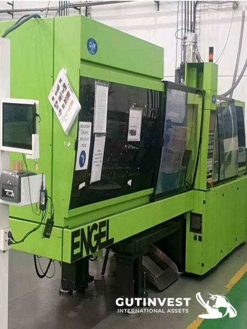 300Tn plastic injection molding machine