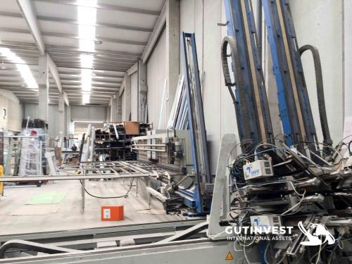 Soldadura vertical CNC 4 brazos y limpiadora marcos Alu