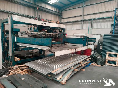 CO2 Laser cutting machine - 3.5kW