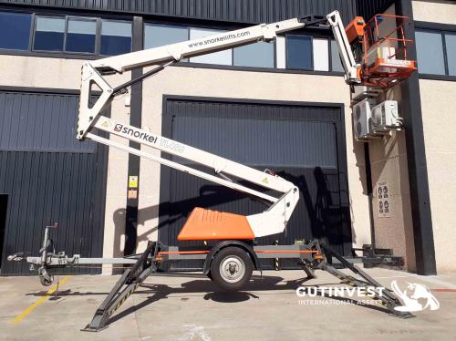 Towable Boom Lift