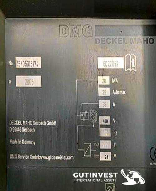 CNC Vertical Machining Center - 3 axes