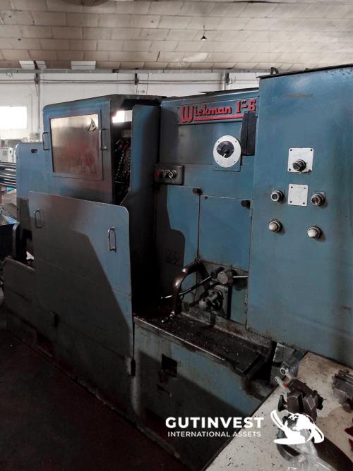 Multi-spindle automatic lathe