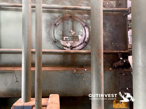 Pressing and wrapping line of cardboard or plastic bales