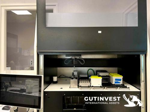 Spectrophotometer