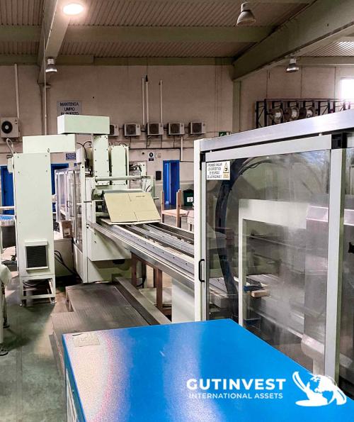 Blister packaging machine