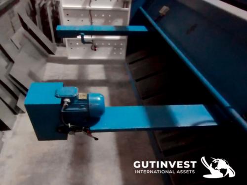 Hydraulic shear