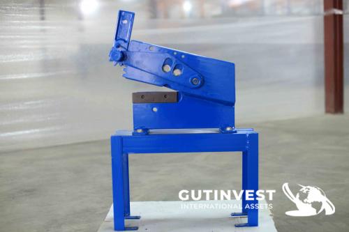 hand shear