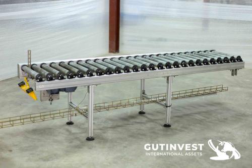 Motorized roller table (2500 x 460 mm)
