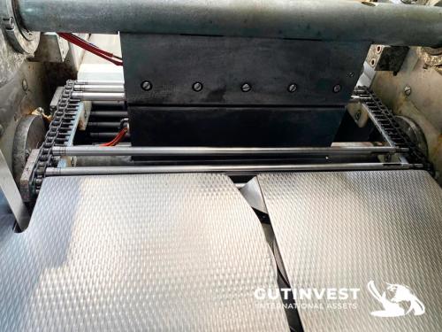 Horizontal flow pack bagging machine (HFFS)