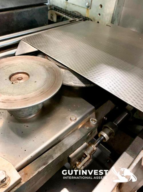 Horizontal flow pack bagging machine (HFFS)