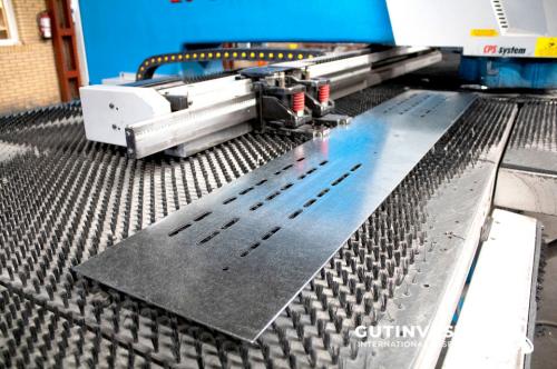 CNC punching machine - 30Tn