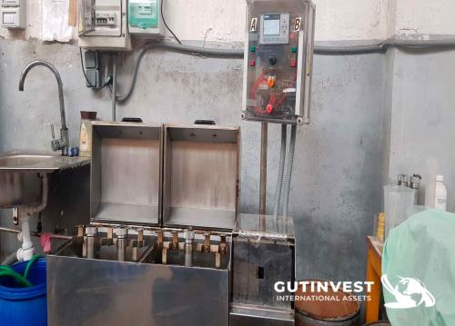 Laboratory dyeing machine