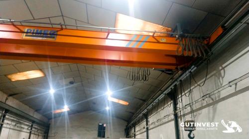 Waterjet cutting machine 