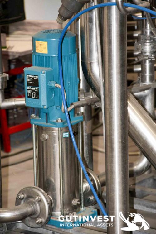 Línea para la producción de agua embotellada PET