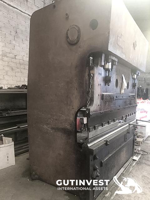 Hydraulic press brake - 140Tn