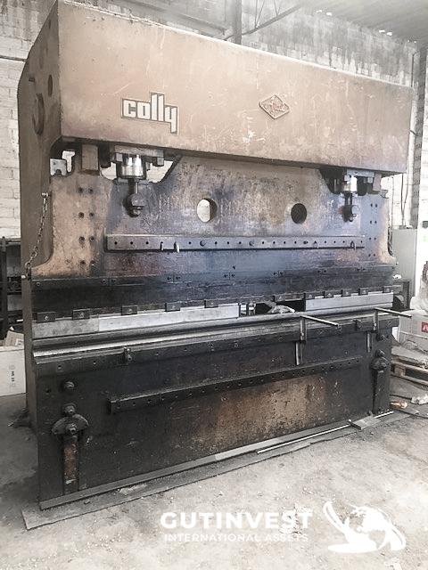 Hydraulic press brake - 140Tn
