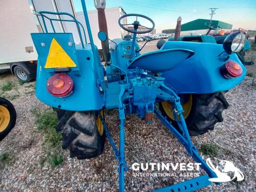 Agricultural tractor