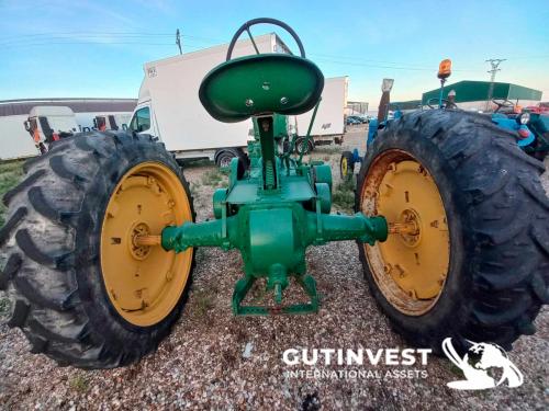 Agricultural tractor