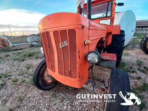 Agricultural tractor