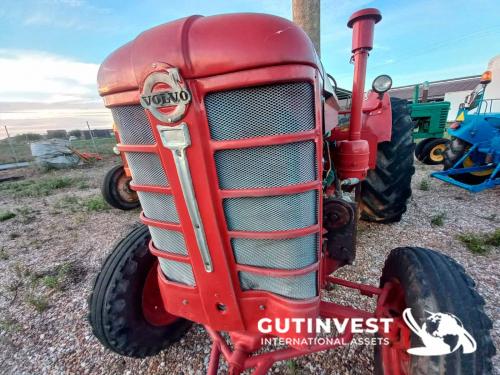 Tractor agricola