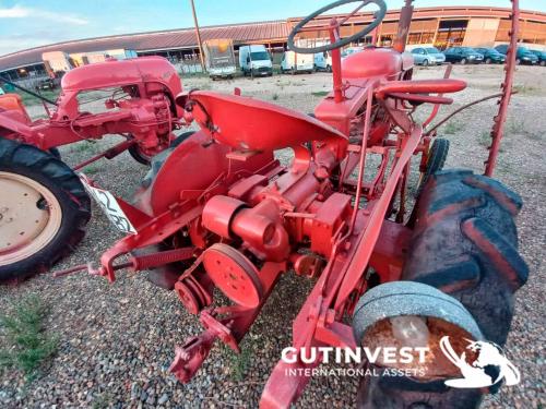 Agricultural tractor
