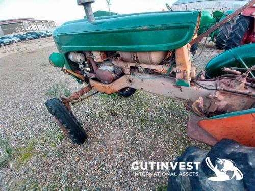 Agricultural tractor